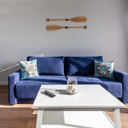 Amare B1 アパート